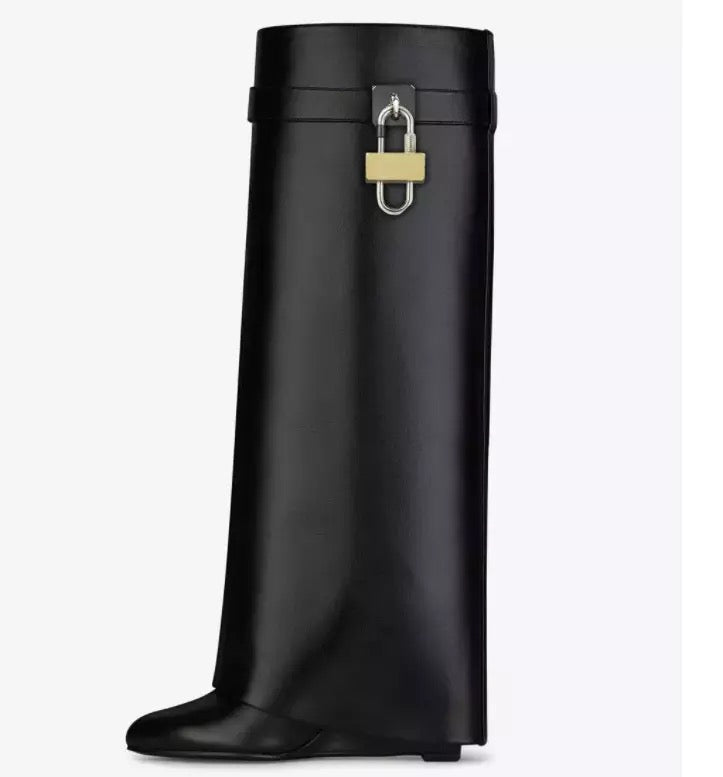 BEST SELLER! 😻BLACK Metal Shark Lock knee boots